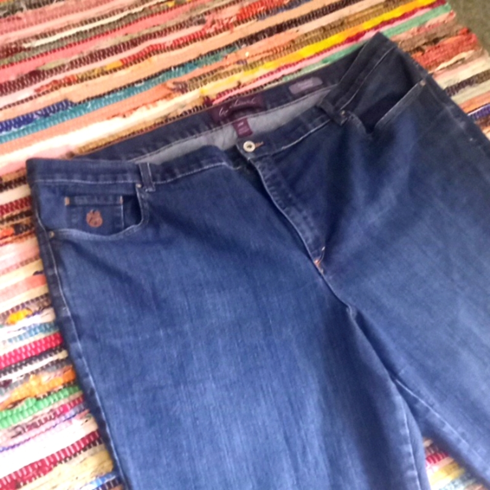 Gloria Vanderbilt  Blue  Denim Amanda Skimmer Short-#1689+